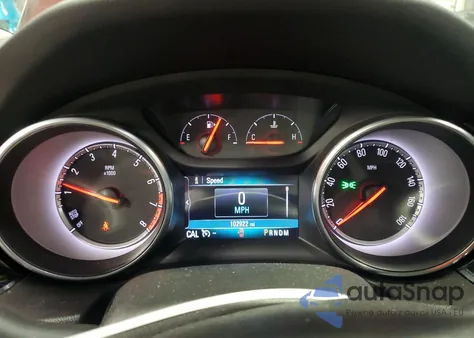 2018 Buick Regal Tourx Essence из США, поврежденный, VIN W04GV8SX8J1119753